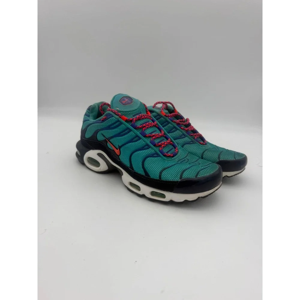 Nike Air Max Plus TN SE Emerald Green Blue Crimson AV7940-300 Mens 9.5